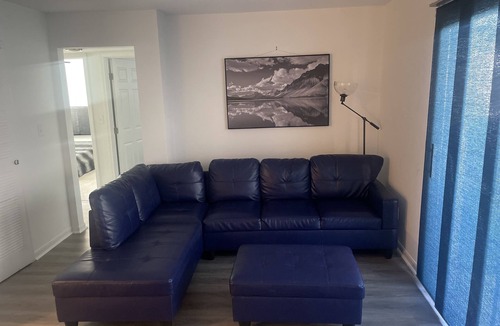 Lindridge-Martin Manor Apartment | Luxe For Less