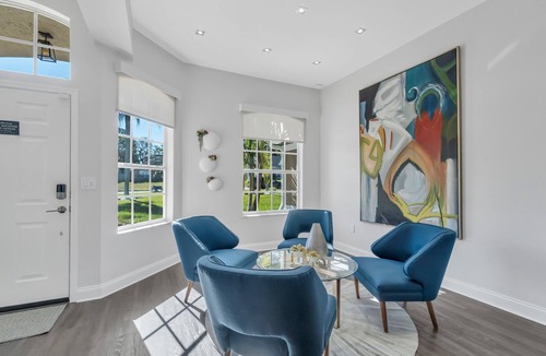 Sunridge Woods House | Luxe Lakefront Escape - Jacuzzi +Pool + Sunset Views + BBQ + Close to Disney!