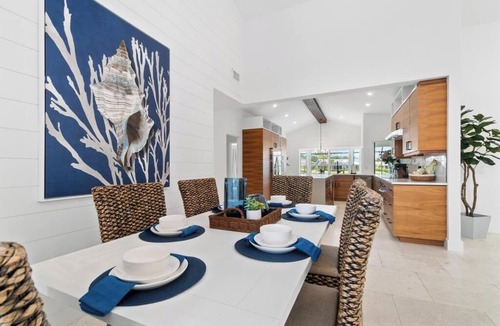 Palm River Estates House | LUXE Lakeside Living w/Pool & Spa, 3 Kings, Grill