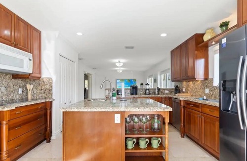 Coral Terrace House | Luxe Modern Private Getaway in the Heart of Miami!