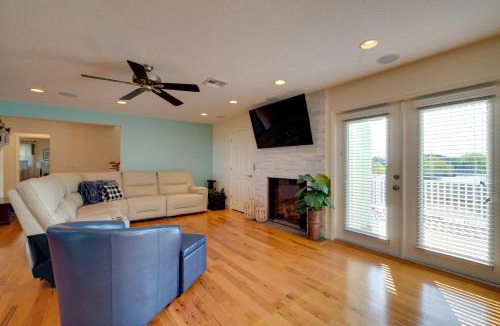 Spring Hill House | Luxe Spring Hill Home with Patio and Dock!