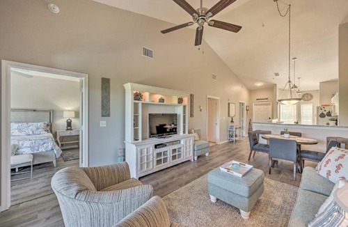 Ole Apartment | Luxe Top-Floor Condo in Beautiful Lely Resort