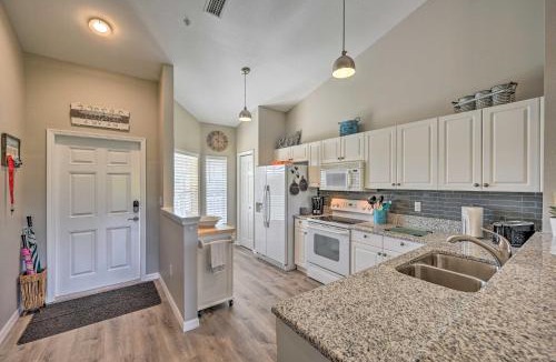 Ole Apartment | Luxe Top-Floor Condo in Beautiful Lely Resort