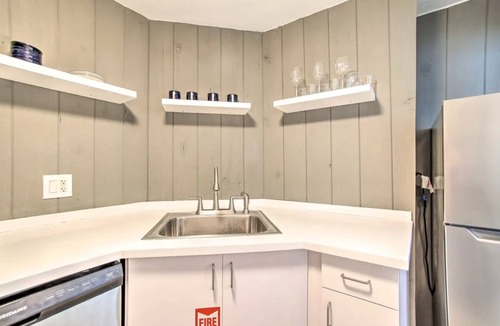 Galt Mile Apartment | Luxe Waterfront Ft Lauderdale Condo w/Beach, Pool by RedAwning