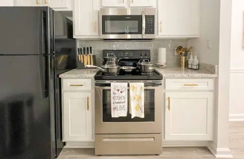 Dunwoody Apartment | LUXURIOUS 1BR UNIT WITH LOTS OF AMENITIES