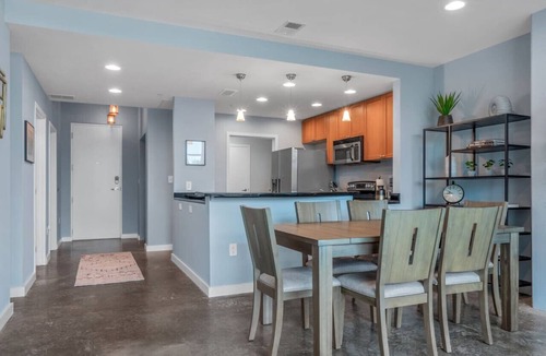 South Eola Apartment | Luxurious 2/2 Downtown Apartment