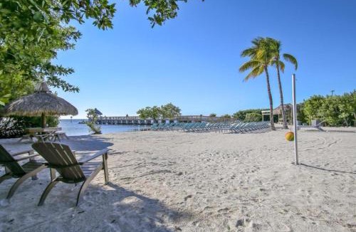 Tavernier House | Luxurious 2BR 2BA Ocean Pointe Condo Tavernier Fl