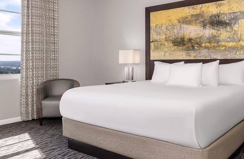 Daytona Beach Resort | Luxurious 3-Bd Dlx at Wyndham Ocean Walk: Oceanfront Views, Pools & Family Fun!
