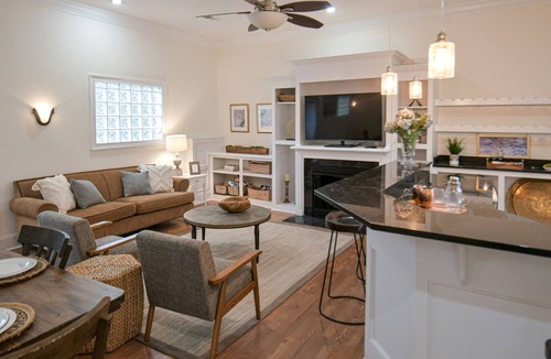 State Park House | Luxurious 3 BR/2 BA w/Patio Deck, Wet Bar, Ping-Pong, Arcade, & King Bed