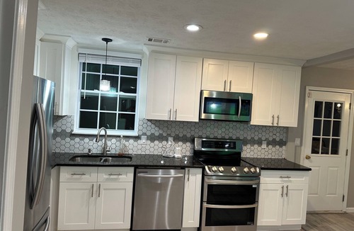 Stone Mountain House | Luxurious 5-bedroom house with Game Room in Stone Mountain