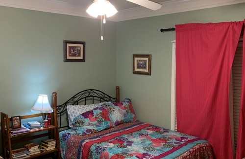 Dunwoody Apartment | Luxurious Condominium