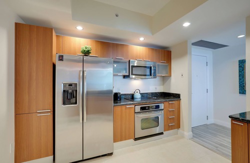 Kingston Condo | Luxurious Daytona Beach Condo w/Resort Amenities!