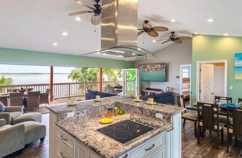 Bay Point House | Luxurious Oceanfront 5BR Property with heated Pool & Waterfall