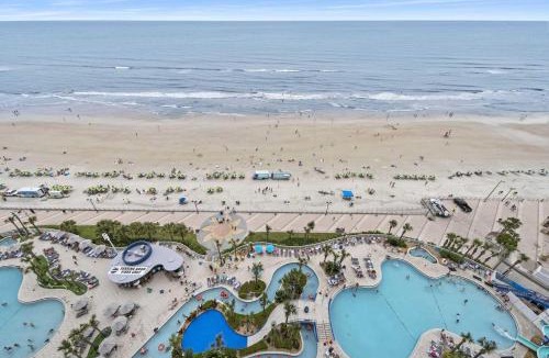 Brush - Stewarts House | Luxury 17th Floor 1 BR Condo Direct Oceanfront Wyndham Ocean Walk Resort Daytona Beach | 1702