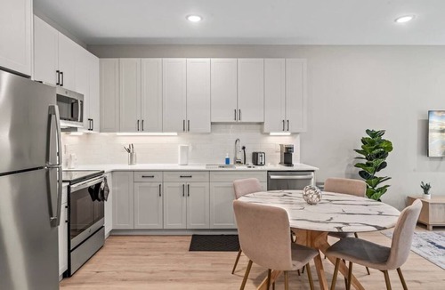 Northern Liberties Apartment | Luxury 1BD | 3 Beds | Northern Liberties