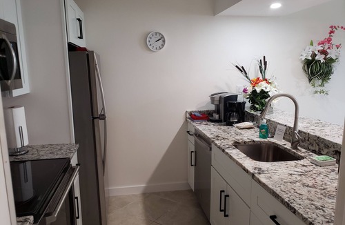 Sanibel Condo | LUXURY 1BR, GULF VIEW ON THE BEACH 930 SQFT; 276 5 STAR REVIEWS; SUMMER SPECIAL