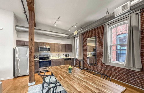 Northern Liberties Apartment | Luxury 2BD | 6 Beds | Northern Liberties