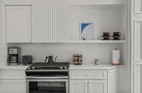 Center City Apartment | Luxury 2BD Rittenhouse Sq. | Hosted By Stay Rafa