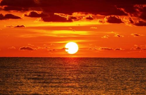 Boca Raton Apartment | Luxury - 2BR 2BA - Balcony - Right Across From the Beach