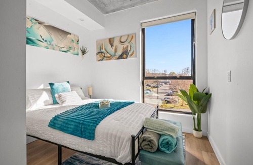 Charlotte Apartment | Luxury 2BR South End Uptown Charlotte, Walkable, Gym, Washer & Dryer