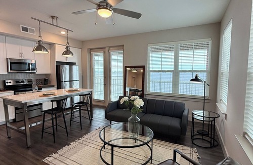 Fort Myers Apartment | Luxury 3-bedroom apartment with amazing amenities near downtown Ft. Myers