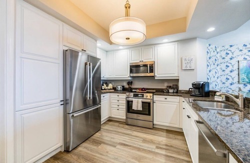 Bonita Springs Condo | Luxury 3-Bedroom Condo with Gulf View – Naples/Bonita Springs/Florida Getaway