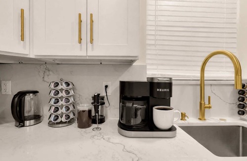 Takoma Apartment | Luxury 3-BR | Parking | EV Charger | Walk to Metro