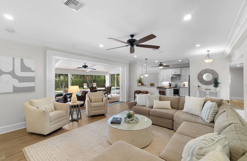 Moorings House | Luxury 4-Bedroom Moorings Residence | Private Pool