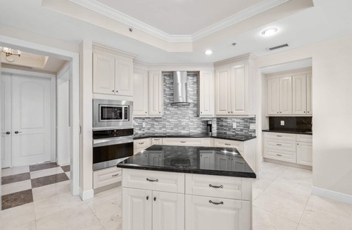Olympus Condo | LUXURY 4-Ensuites Beach condo in Jupiter 100 Yards to Ocean!Ocean Views!
