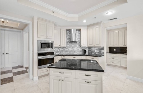 Jupiter Condo | LUXURY 4-Ensuites Beach condo in Jupiter 100 Yards to Ocean!Ocean Views!