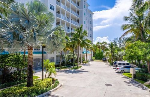 Jupiter Condo | LUXURY 4-Ensuites Beach condo in Jupiter 100 Yards to Ocean!Ocean Views!