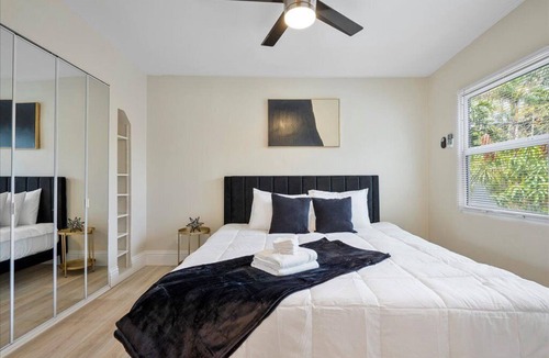 North Andrews Gardens House | 💎Luxury 5Bed Family/Friends Gateway. 10m to Beach