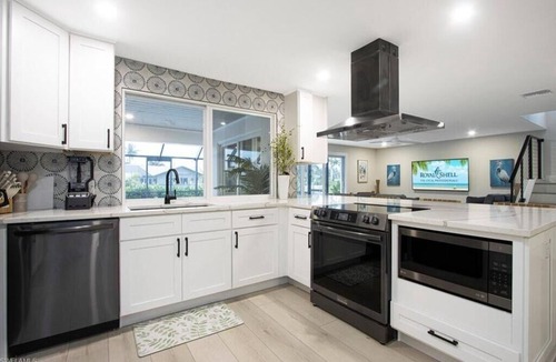 Shell Harbor House | Luxury 5BR Gulf-Access Home Walk to Beach or Private Beach Parking!