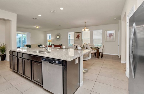 West Haven Villa | Luxury 6 bedroom 5 bathroom with Spa and Games Room Brand New Modern Furnishings