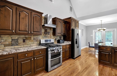 Fayetteville House | Luxury 6 bedroom pool, jacuzzi, theater room, game room