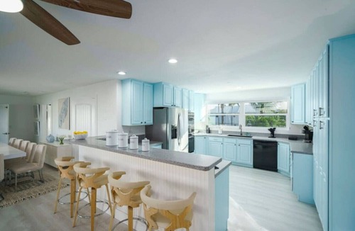 Fort Pierce House | Luxury 6BR Waterfront Retreat with Pool!