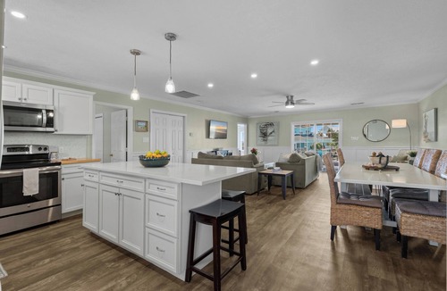 Inlet Harbour House | Luxury 8BR WATERFRONT Retreat w/Heated Pool & Private Dock