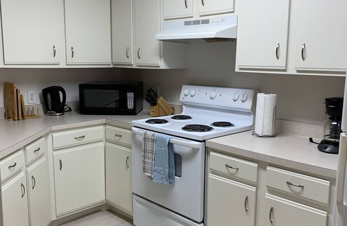 Clearwater Condo | Luxury and charming 2Bdrm condo, minutes from beautiful Clearwater beach!