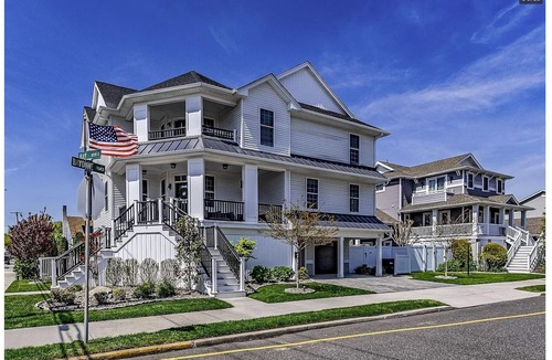 Riviera House | Luxury and Privacy in Your Coastal Sanctuary