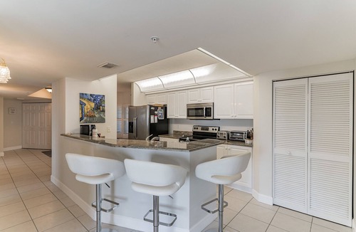 Daytona Beach Shores Condo | Luxury Beachfront, Lg Corner Unit - New Pool/BBQ/Garden Areas
