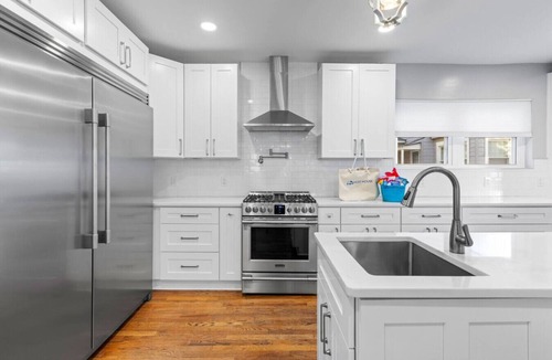 Ventnor City House | Luxury Beach Block Home w/Ocean Views - Sleeps 26