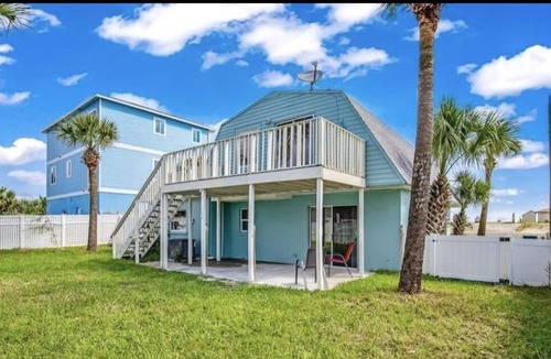 Painters Hill House | Luxury Beachbarn