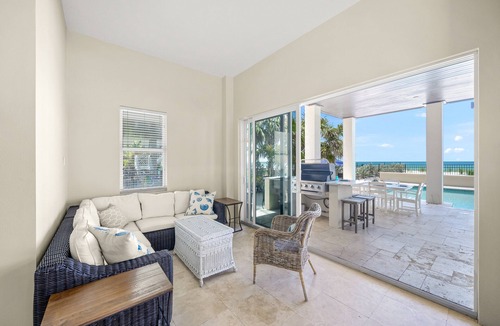 Bradenton Beach House | Luxury BEACHFRONT Beach House - Pool & Spa - Direct Gulf Access - Entire Home