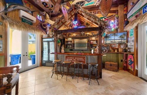 Bonita Springs House | Luxury Beachfront Vacation Getaway on Bonita Beach | Sleeps 12