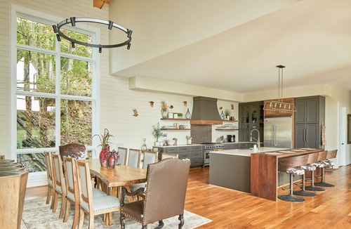 Blowing Rock Villa | Luxury Blowing Rock Villa minutes from Downtown w/Infinity Pool & Mtn. Views