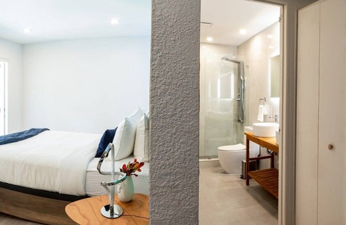 Poinciana Park Hotel | Luxury Boutique Hotel in Fort Lauderdale