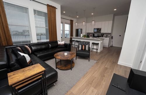 Downtown Jacksonville Condo | Luxury Condo, Breathtaking Riverfront Views