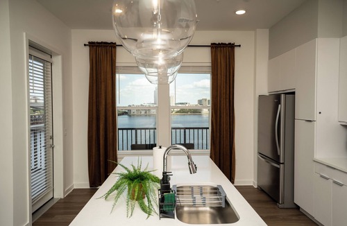 Downtown Jacksonville Condo | Luxury Condo, Breathtaking Riverfront Views