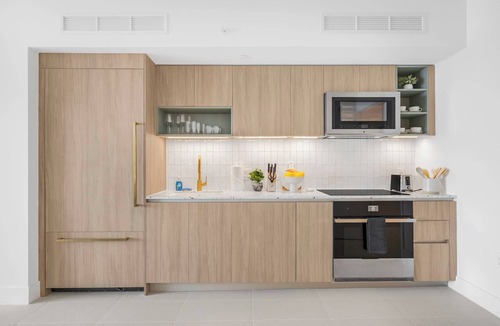 Overtown Condo | Luxury Condo near Bayside Marketplace