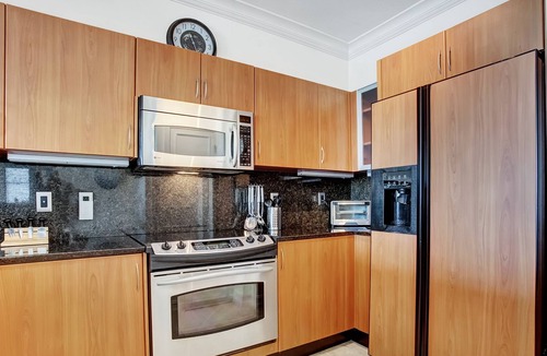 Island Estates Condo | Luxury Condo with Million Dollar Views